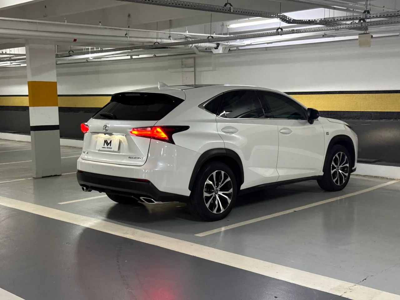 Lexus NX-200t F-sport 2.0 16V 238cv Aut., foto 5 de 19