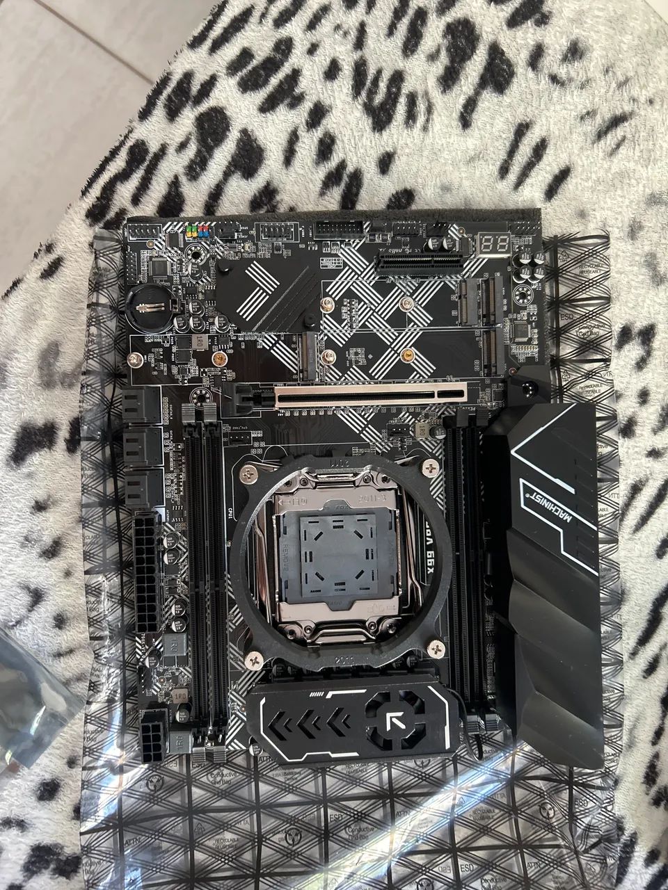 Placa mãe e processador NOVOS  - Foto 2