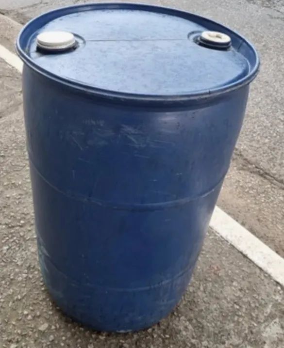 Galão 200 litros bombona plástica 