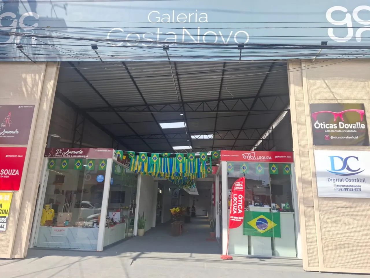 Aluguel de salas comerciais Galeria Costa Novo