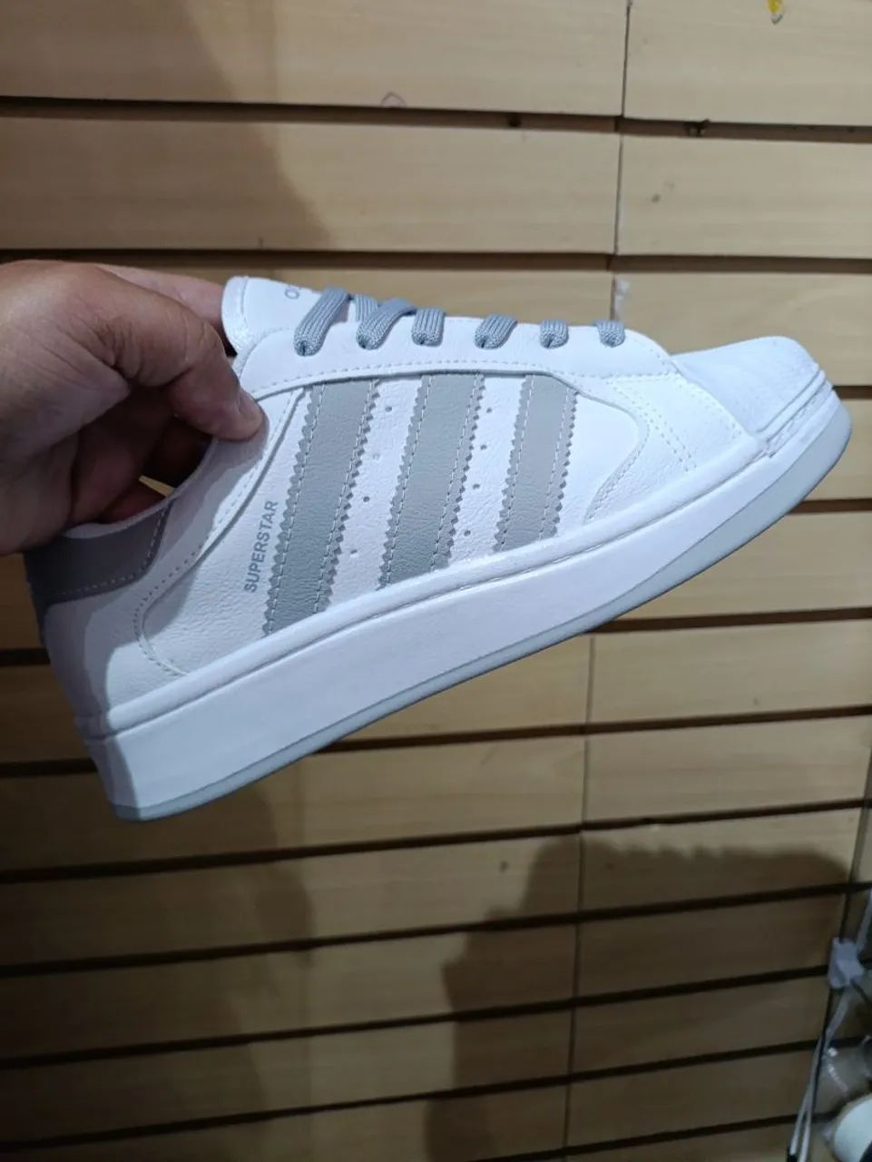 Tênis Adidas Superstar  - Foto 2