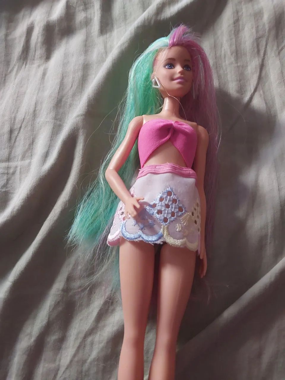 Mattel Boneca Barbie Penteado Arco-íris<br> - Foto 2