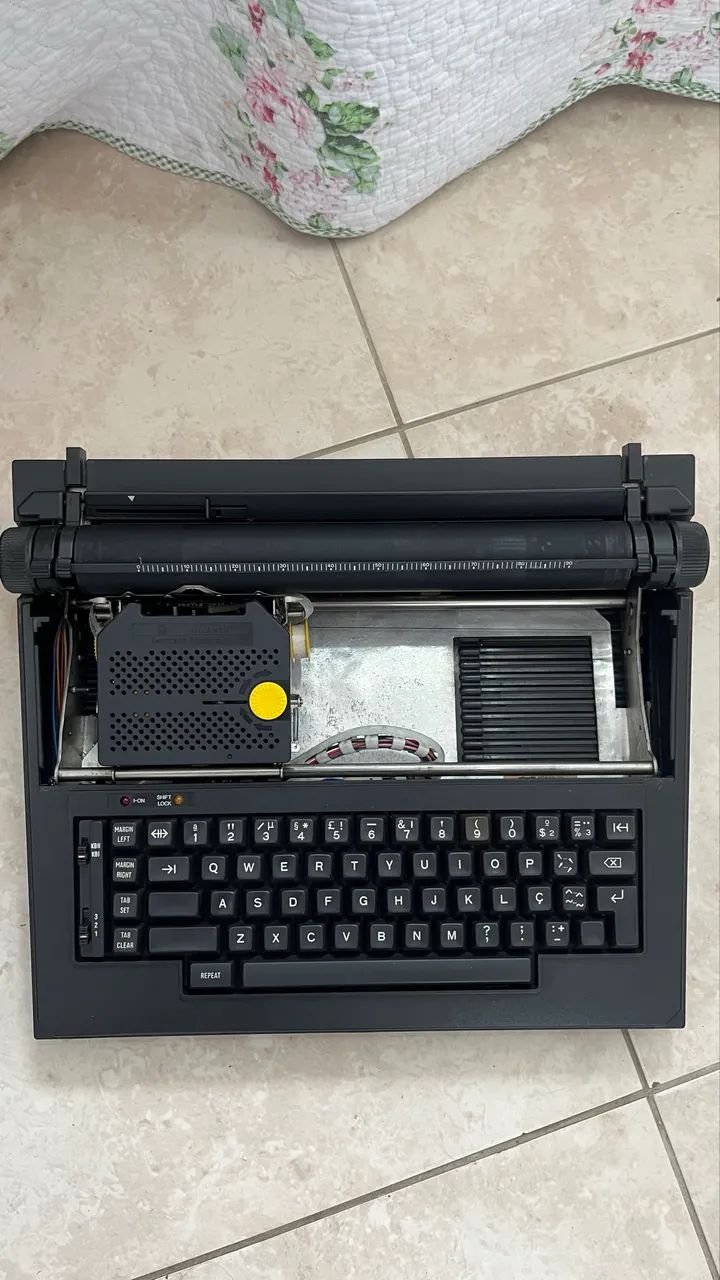Máquina de escrever 