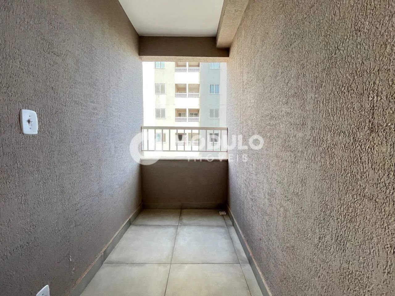 Apartamento ZONA SUL , 2 quartos, sacada, elevador - Foto 3