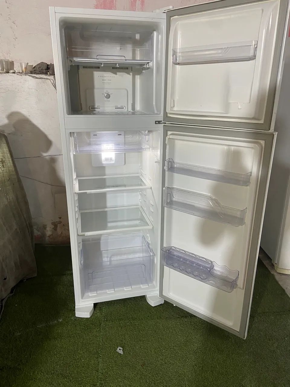 Geladeira Eletrolux  - Foto 4