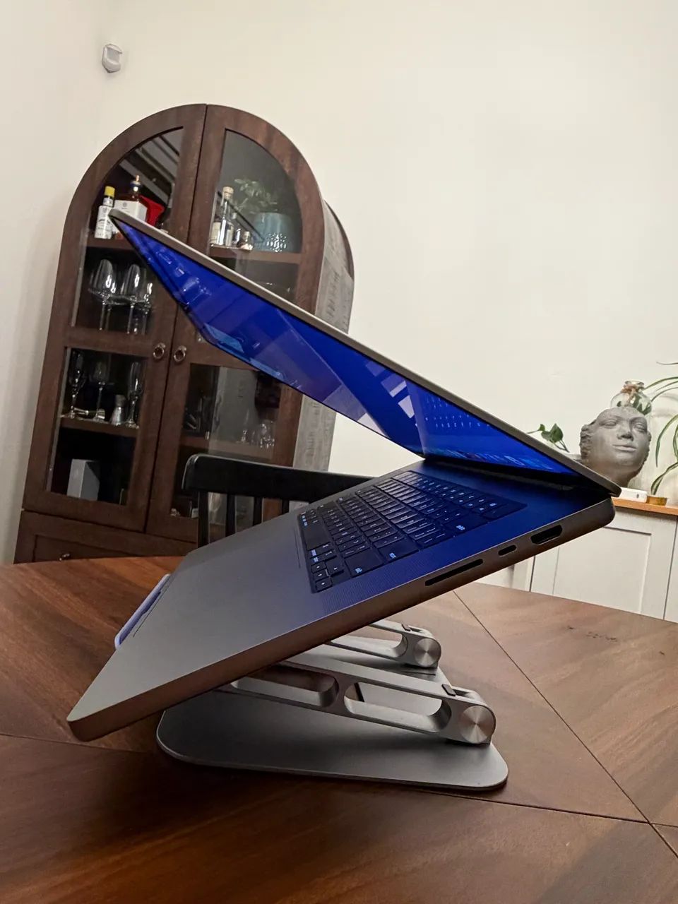 MacBook Pro 16 M1 Max | GPU 32 Núcleos | 32GB | SSD 1TB