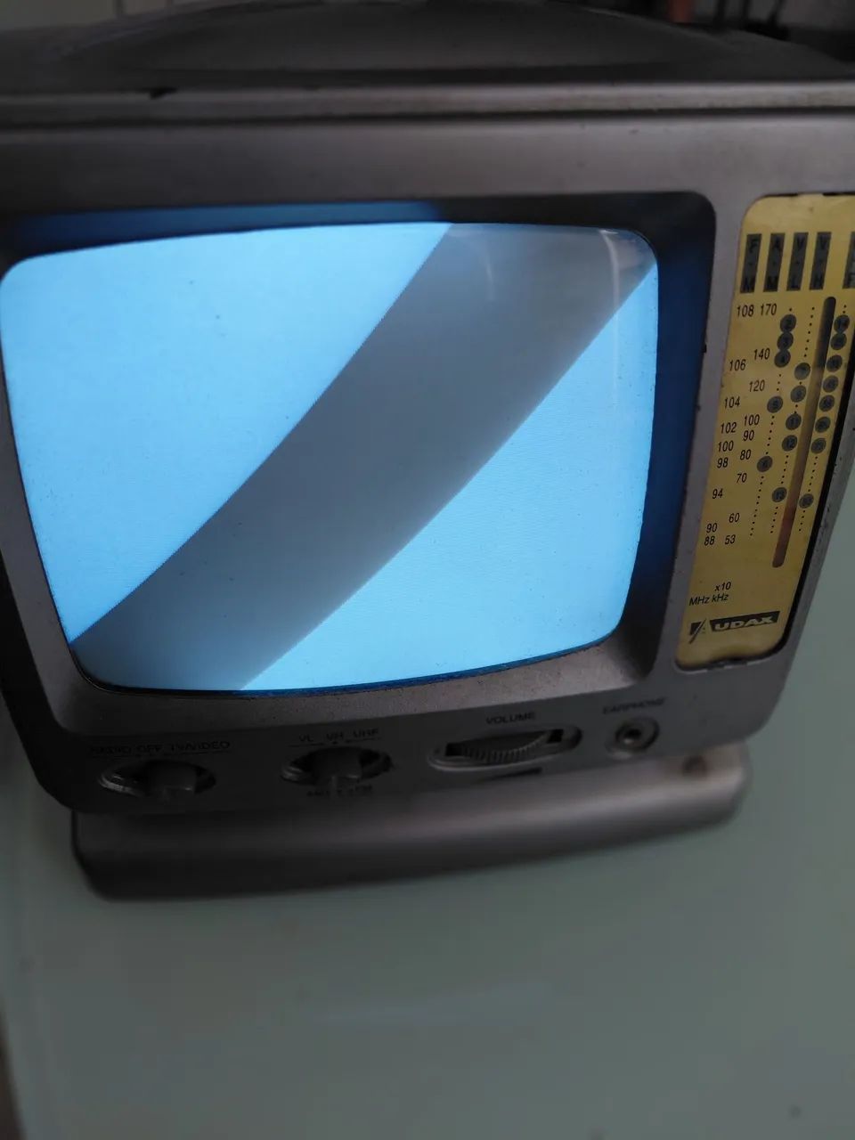 Tv pequena. - Foto 5