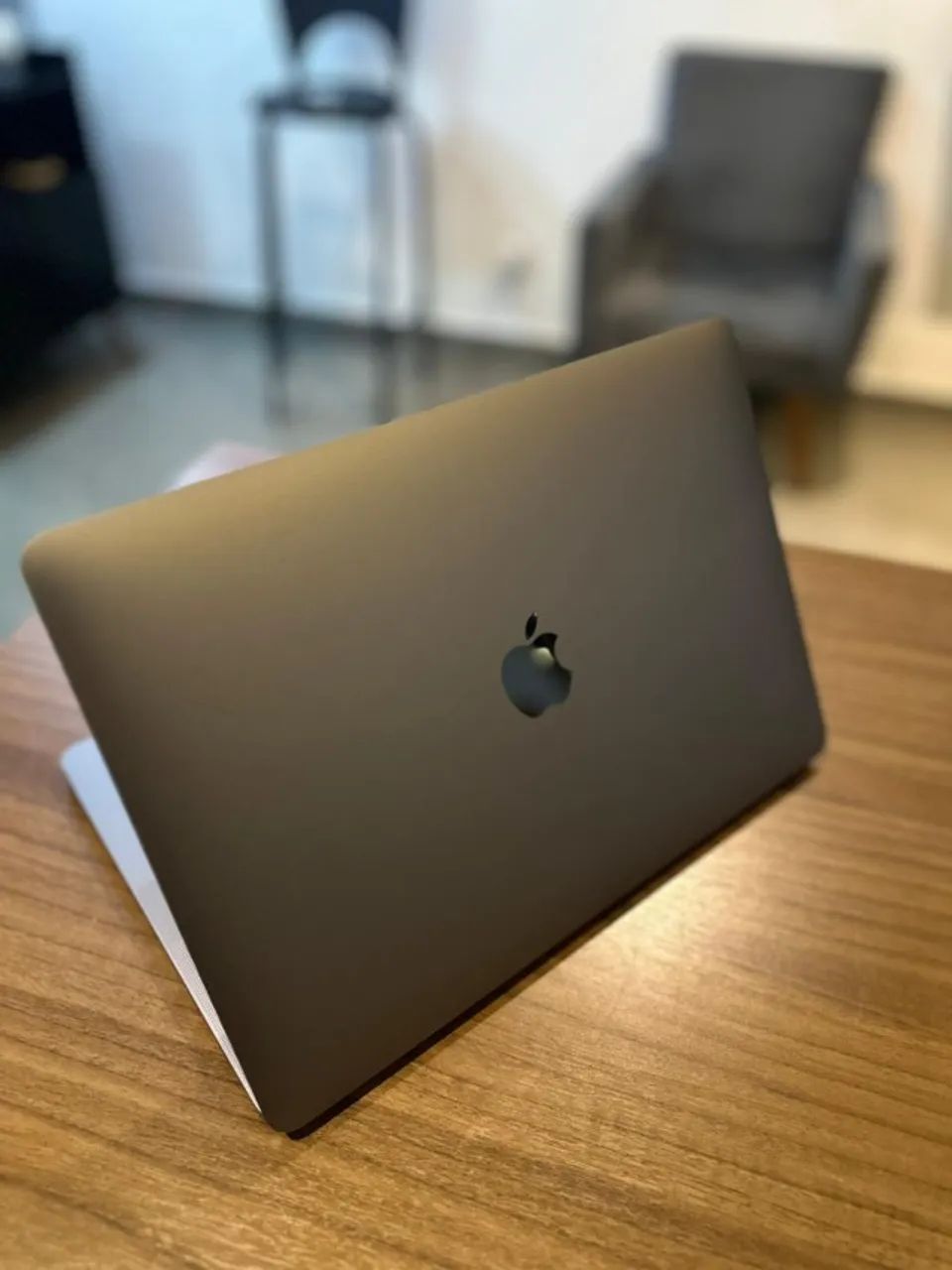 MacBook Pro 13 インチ (2022) M2 24GB 512GB MacBook Pro (13 polegadas, M2, 2022) - Especificações técnicas