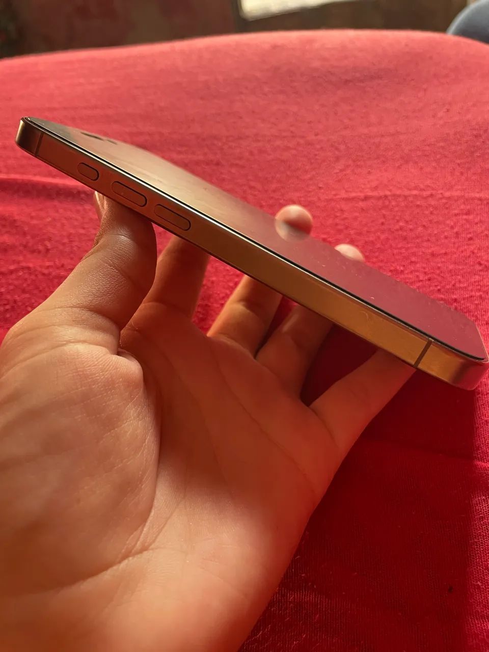 Vendo iPhone 16 Pro  - Foto 3