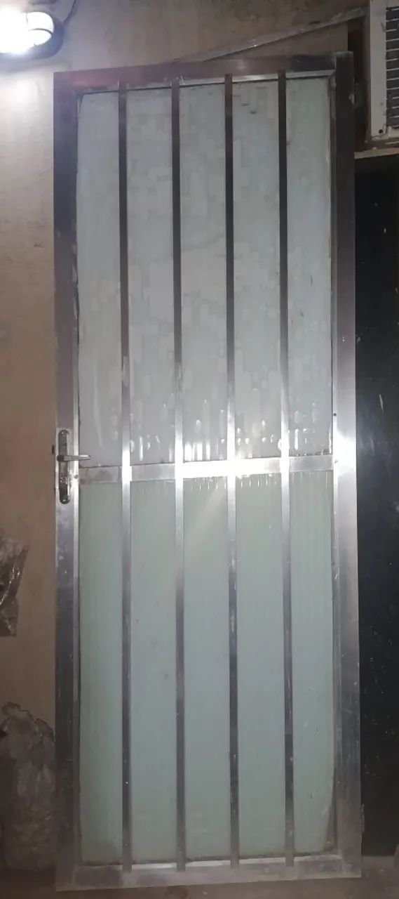 Porta de alumínio 