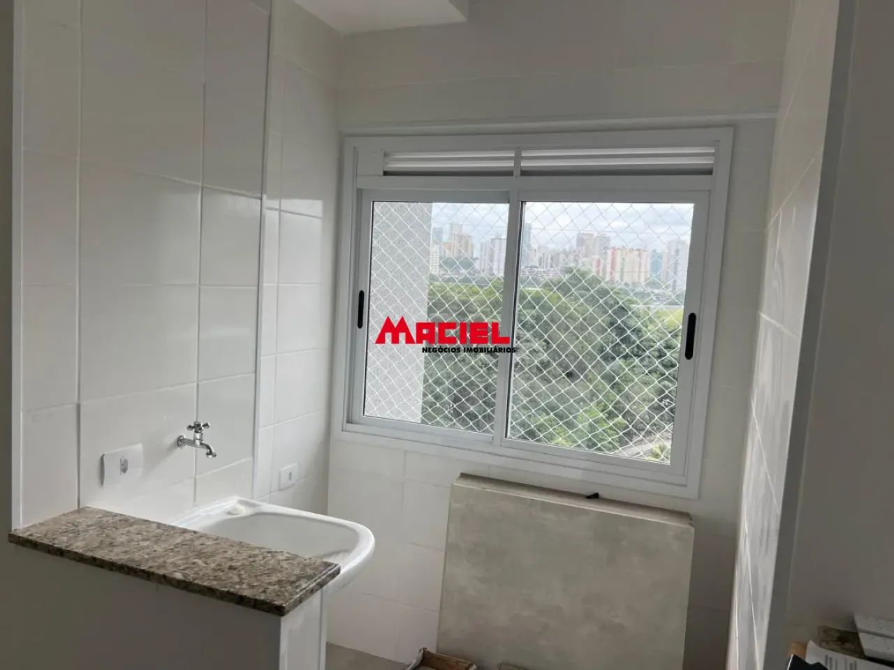 APTO NOVÍSSIMO COM 2 QUARTOS, 1 BANHEIRO, SACADA COM TELA DE PROTEÇÃO, ELEVADOR, LASER COM - Foto 5