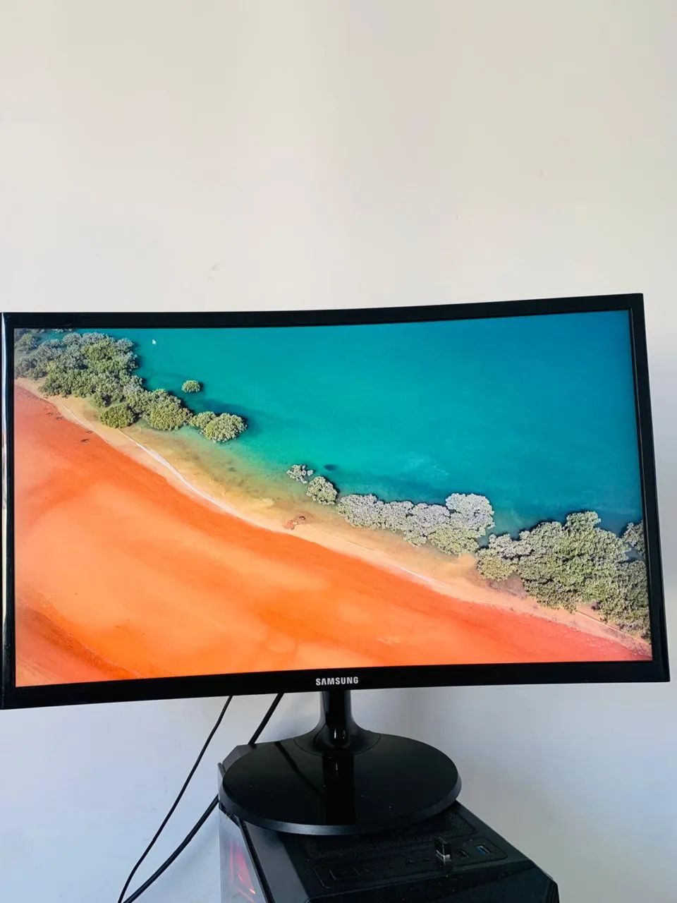 Monitor Samsung curvo 24 polegadas 