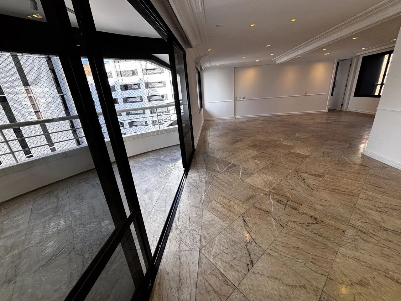 Foto do anúncio de Apartamento 186m² com Vista para o Mar no Mucuripe | Fortaleza em Mucuripe, Fortaleza