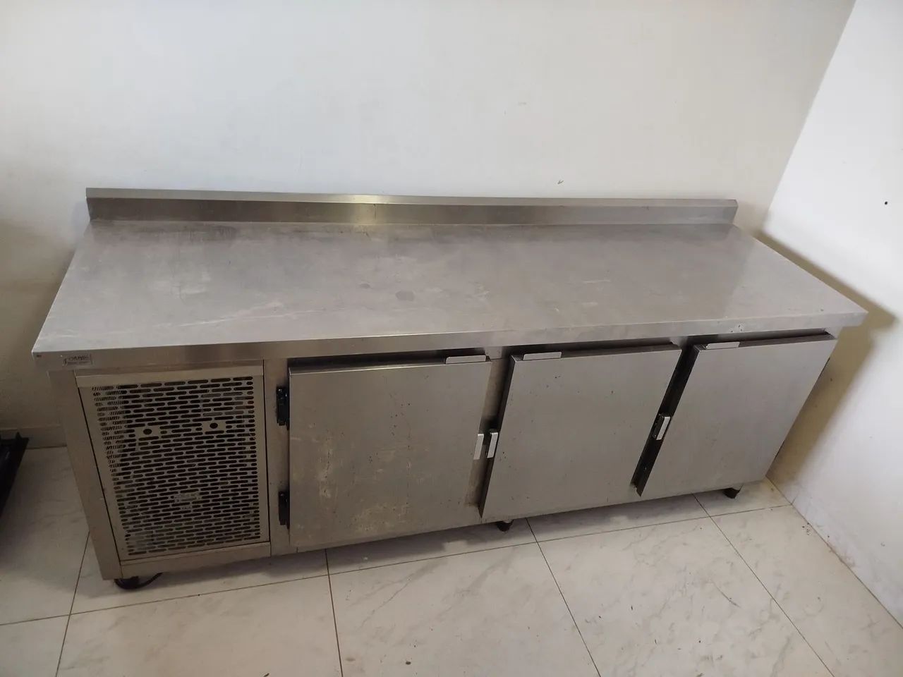 BALCÃO REFRIGERADO INOX 220V
