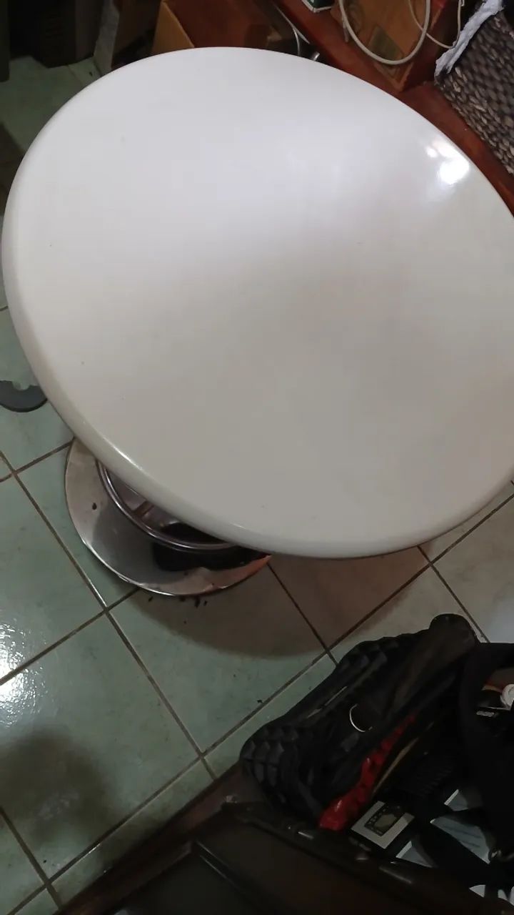 Mesinha Branca Giratória