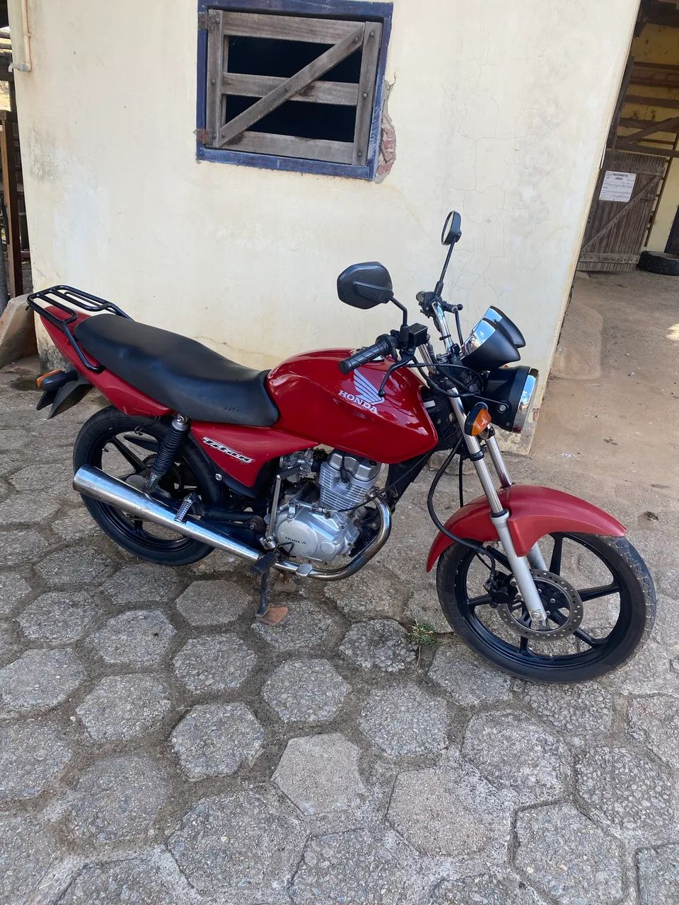 Titan 150 - Foto 3