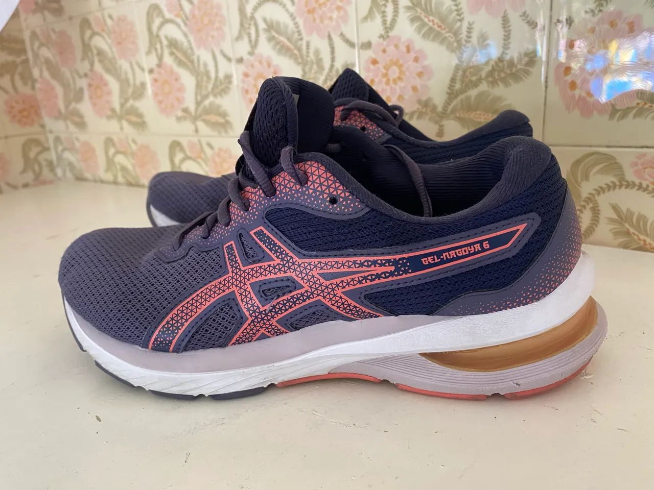 Tenis asics Gel  original  - Foto 4