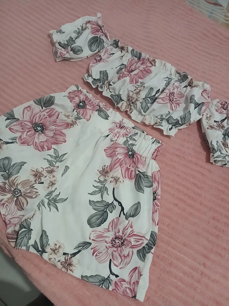 Roupas semi novas