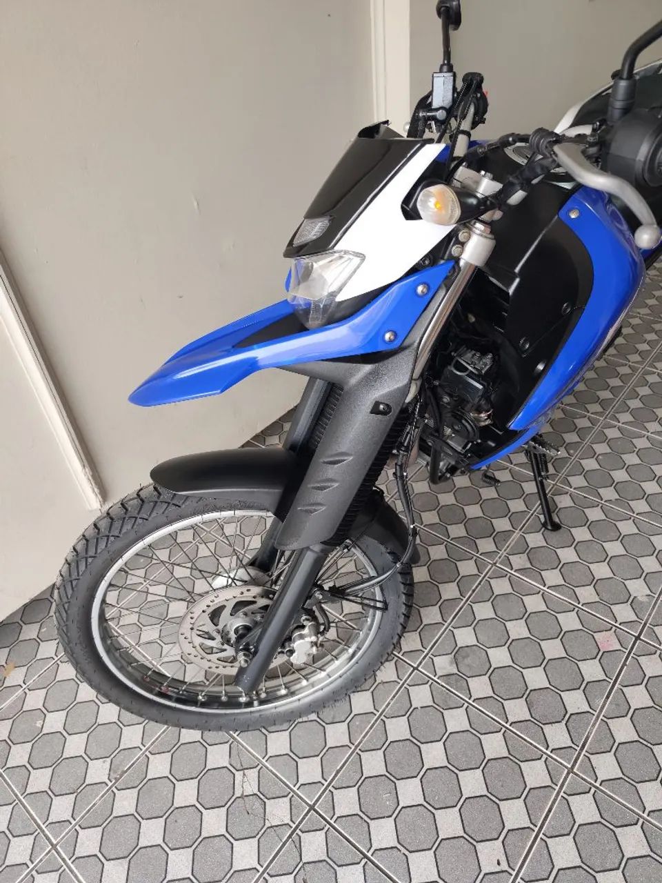 Xtz 250 Lander 2023 - Foto 4