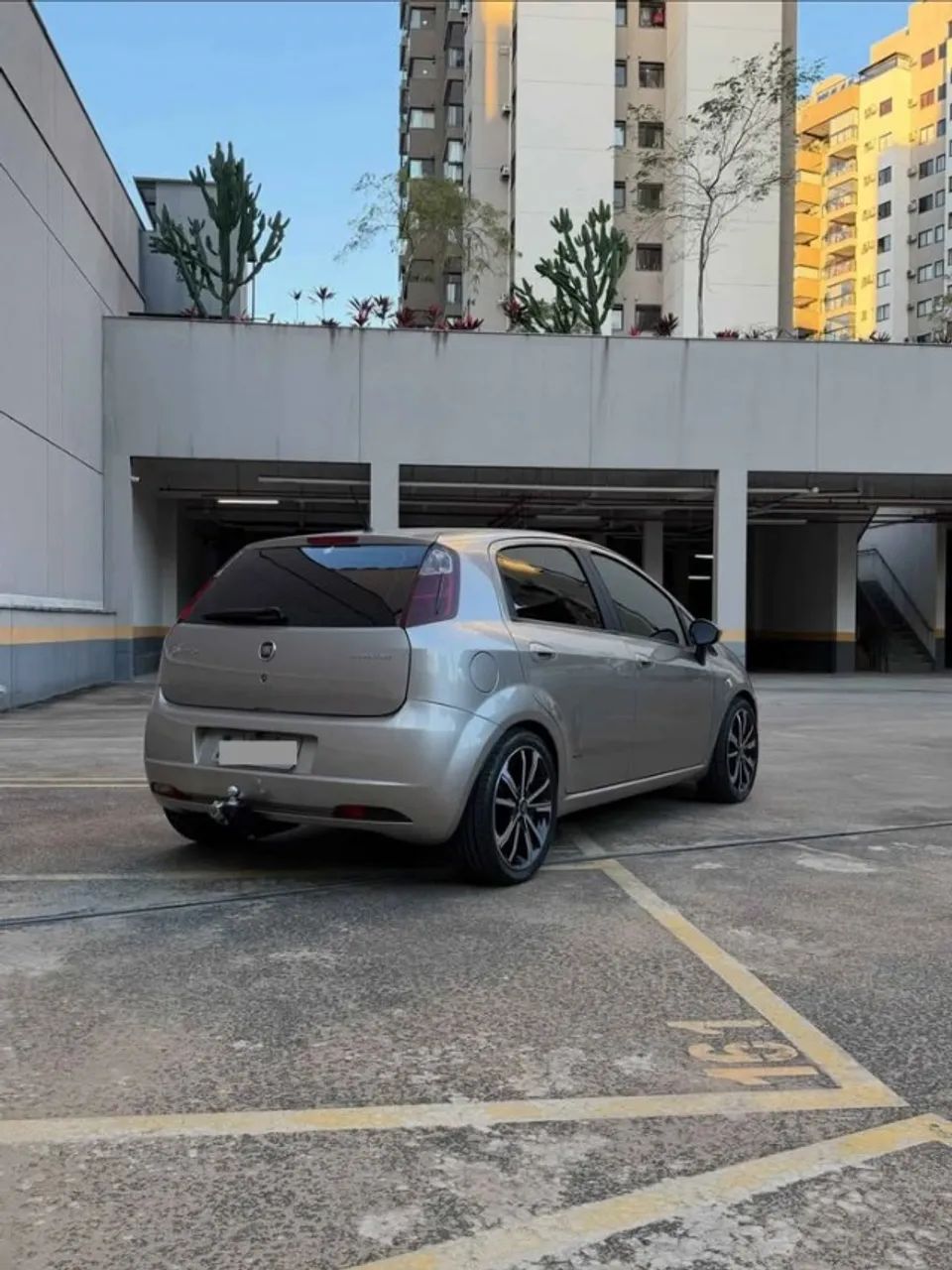 Fiat Punto Essence 1.6 Flex 16V 5P 2012 - Foto 4