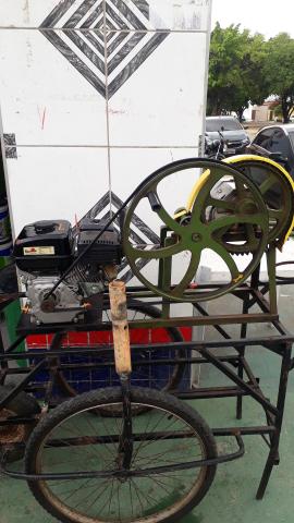 Máquina de moer cana (marca toyama motor a gasolina 4 tempos 0hv - Foto 3