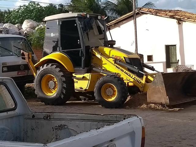 Retroescavadeira new holand b95b - Foto 5