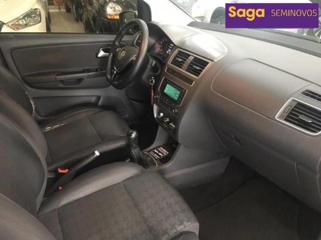 VOLKSWAGEN FOX 1.0 MPI COMFORTLINE 12V 2015 - Foto 6