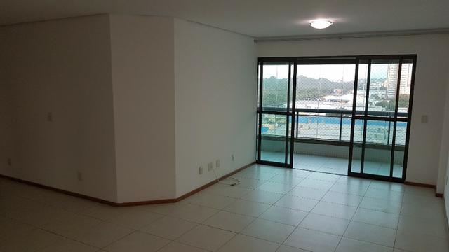 Excelente Apartamento em Capim Macio Palazzo Ponta Negra - Foto 2