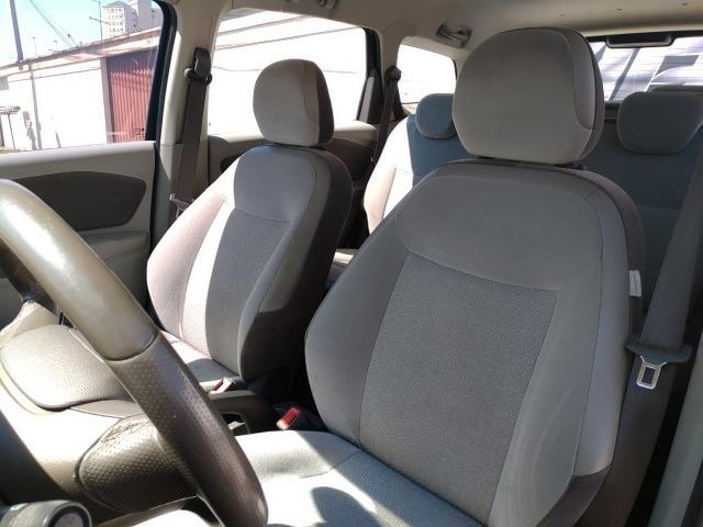 Spin 1.8 Ltz automática 7 lugares - Foto 14