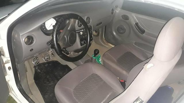 Vende se ou troco por outro carro valor 6mil reais - Foto 5
