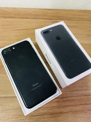 IPhone 7 Plus 32GB preto, apenas 2 meses de uso! - Foto 2