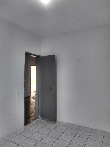 Apartamento 02 quartos C.Funcionários Vendo ou Alugo - Foto 3