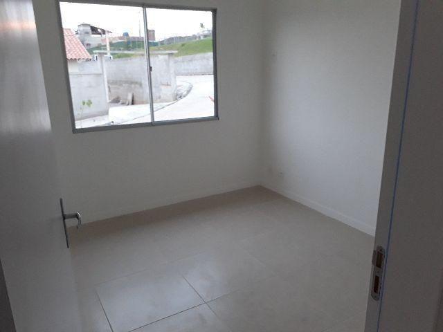 Lindas casas 02 qts quintal garagem ótima localização transporte na porta financiadas - Foto 5