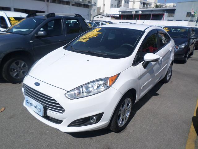 FORD FIESTA 1.6 SE SEDAN 16V FLEX 4P POWERSHIFT