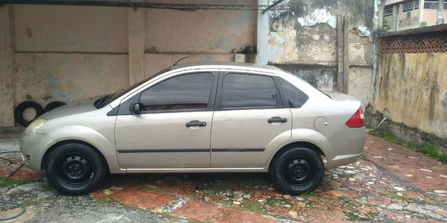 Fiesta Sedan