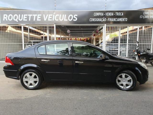 VECTRA EXPRESSION 2.0 8v 4P - Foto 3