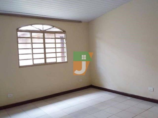 Casa com 4 dormitórios para alugar, 164 m² por R$ 1.690,00/mês - Cajuru - Curitiba/PR - Foto 8