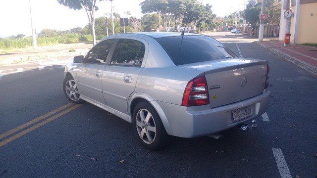 ASTRA ELITE 2004/05 2.0 8V AUTOMÁTICO  FLEX 