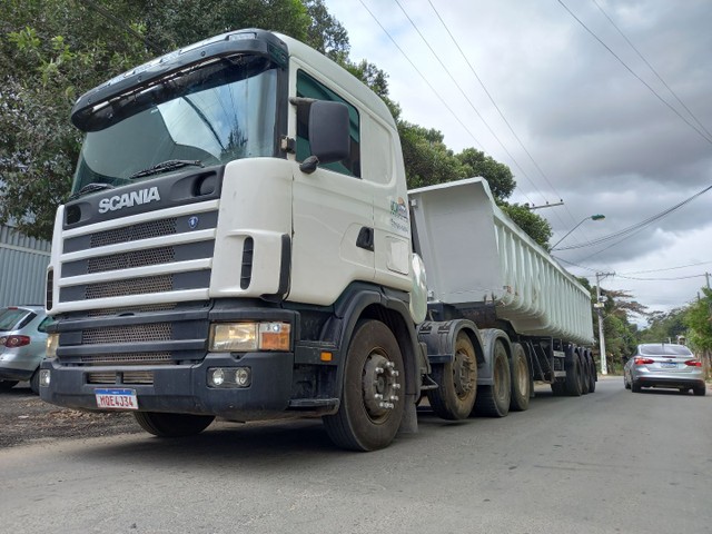SCANIA R400 QUARTO EIXO 2004