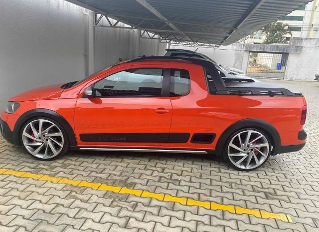 VENDO SAVEIRO CROSS 2015