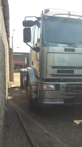 CAMINHÃO IVECO 320 HP