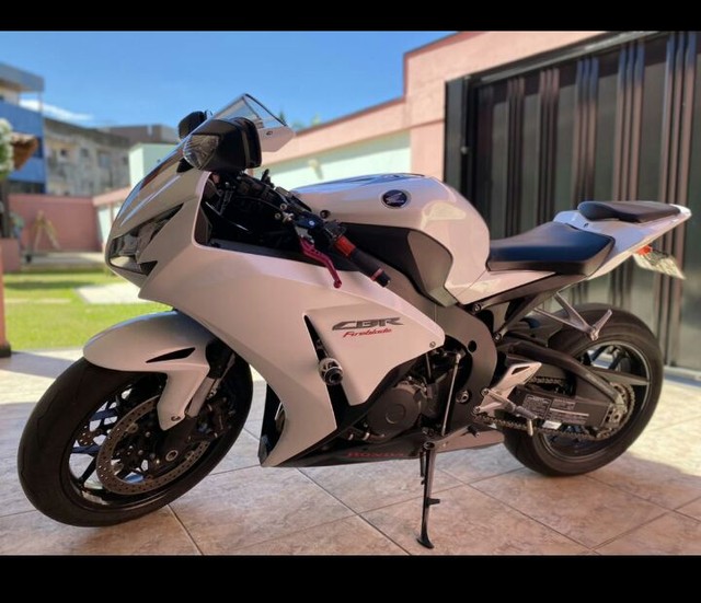 HONDA CBR RR FIRE BLADE