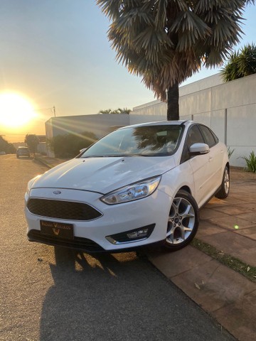 FORD FOCUS SE PLUS 2.0 AUT.