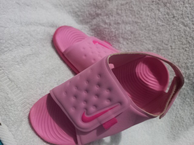 sandalia nike rosa