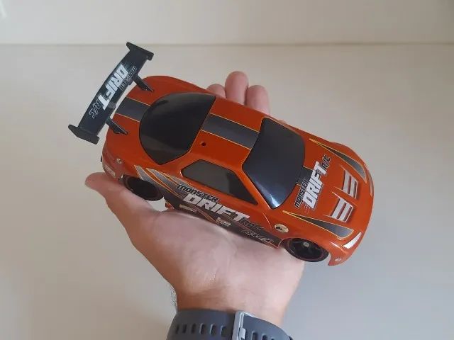 Carrinho Controle Remoto Rc Drift Maisto Tech Monster Drift 1/24