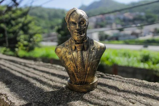 Busto Duas Caras Harvey Dent