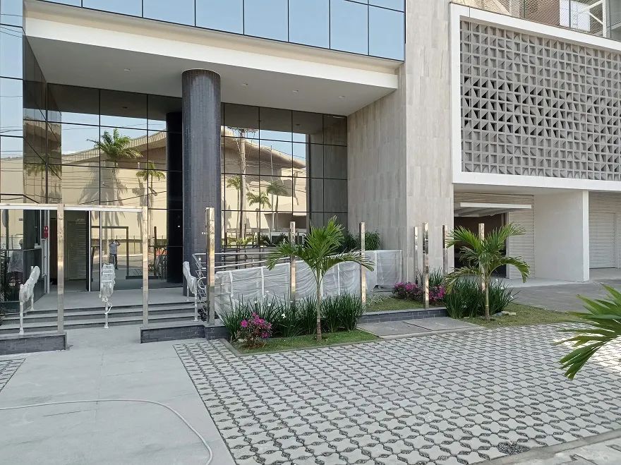 Oportunidade! Apartamento 2 Quartos, suíte, frente p/ Shopping Boulevard, Itaparica, Lazer