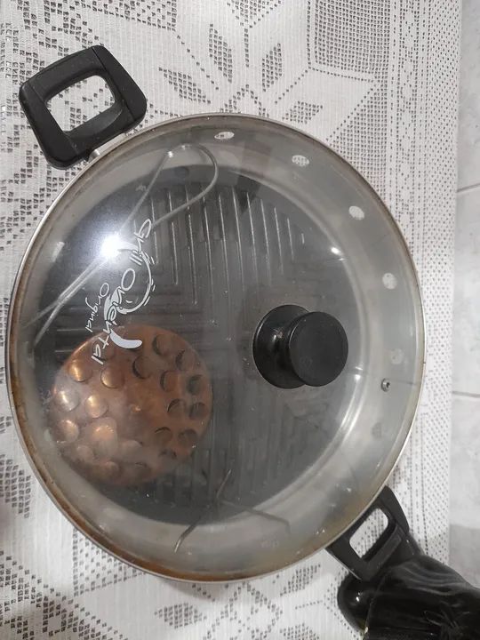 Vendo panela grill muito boa para assados e cozimento  - Foto 4