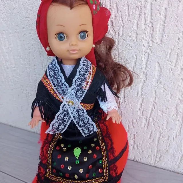Boneca Doll antiga traje Espanha 29 cm aproximadamente