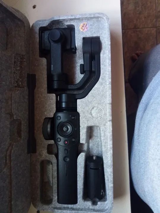 Gimbal Estabilizador zhiyun smoth 4 - Foto 2